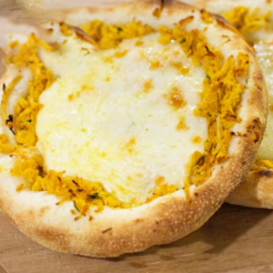 ESFIHA - FRANGO COM QUEIJO