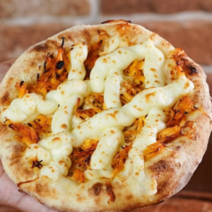 ESFIHA - FRANGO COM CATUPIRY